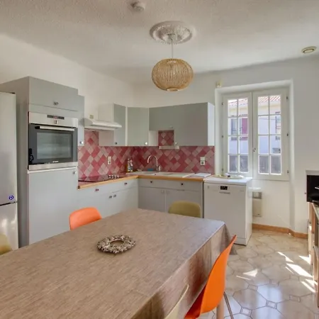 Spacious House On The Cote D'azur 3* Bandol